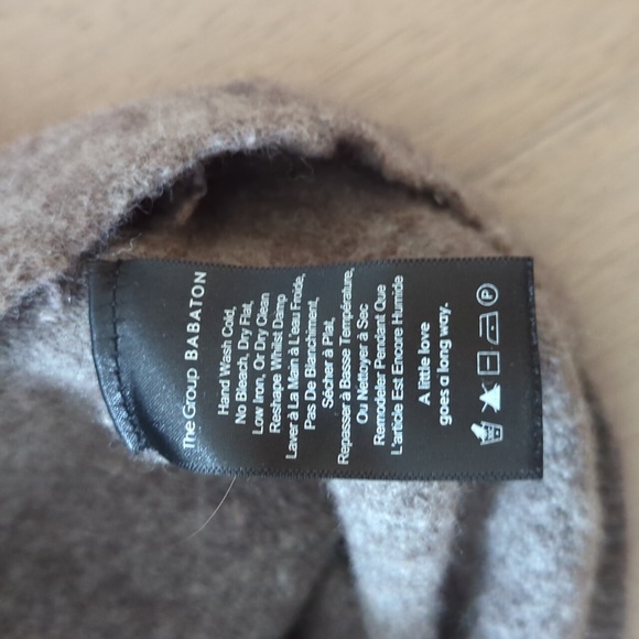 Aritzia The Group Baton Nandini Sweater Cross Front Size Medium Brown/Taupe - Picture 6 of 12